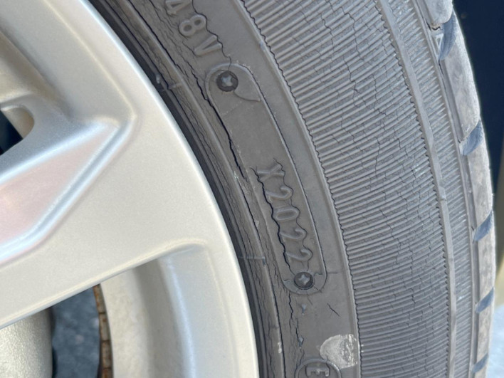 2022 Toyota Pixis Mega 4BA-LA700A (UW-69f6bc65ce61d)[26]