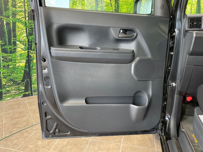 2014 Daihatsu Wake DBA-LA700S (UW-69f6bc6635585)[20]