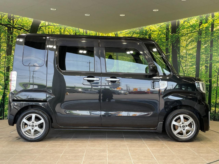 2014 Daihatsu Wake DBA-LA700S (UW-69f6bc6635585)[17]