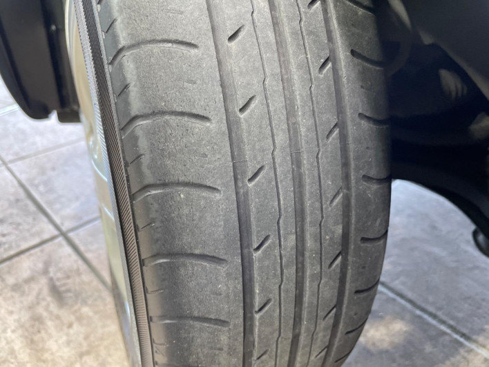 2014 Daihatsu Wake DBA-LA700S (UW-69f6bc6635585)[8]