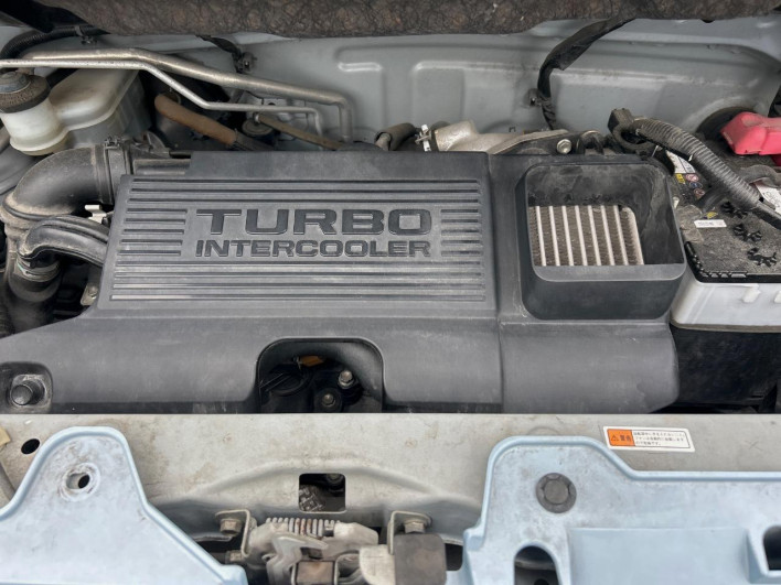 2016 Daihatsu Wake DBA-LA700S (UW-69f6bc66d6f89)[4]