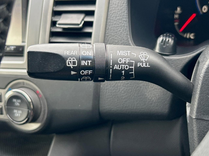 2013 Mazda MPV DBA-LY3P (UW-69f6bc7021074)[27]
