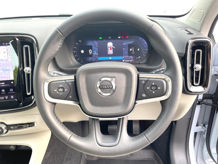 2025 Volvo XC40 5AA-XB420TXCM2 (UW-69f6bc70d7536)[26]