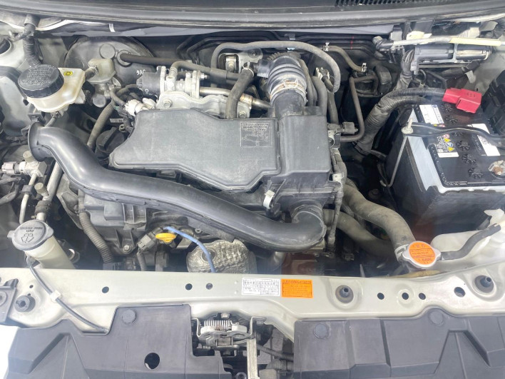 2016 Daihatsu Boon DBA-M700S (UW-69f6bc726e600)[4]