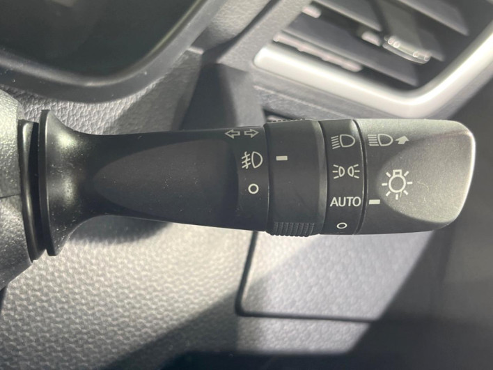 2017 Toyota Roomy DBA-M900A (UW-69f6bc73021e5)[19]
