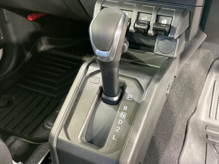 2025 Suzuki Jimny Nomad 3BA-JC74W (UW-69f6bc7a19420)[27]