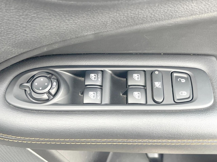 2018 Chrysler Jeep Compass ABA-M624 (UW-69f6bc811e98c)[6]