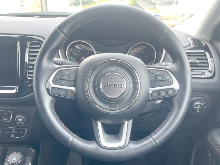 2018 Chrysler Jeep Compass ABA-M624 (UW-69f6bc811e98c)[5]
