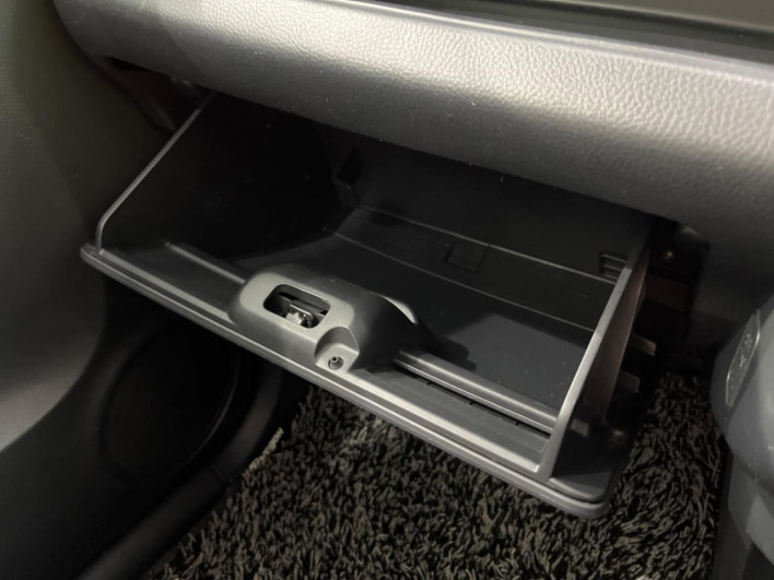 2013 Suzuki MR Wagon DBA-MF33S (UW-69f6bc815add3)[15]