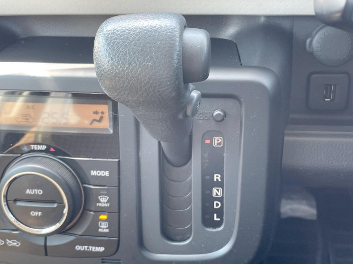 2014 Nissan Moco DBA-MG33S (UW-69f6bc8379715)[20]