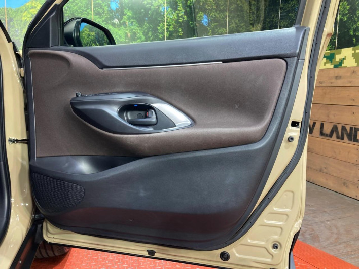 2022 Toyota Yaris Cross 6AA-MXPJ10 (UW-69f6bcb07d033)[29]