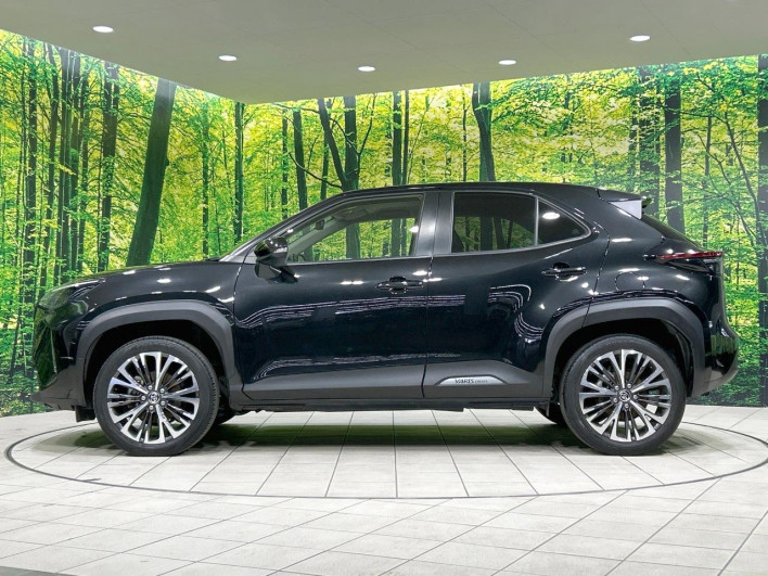 2021 Toyota Yaris Cross 6AA-MXPJ10 (UW-69f6bcb0abfdc)[13]