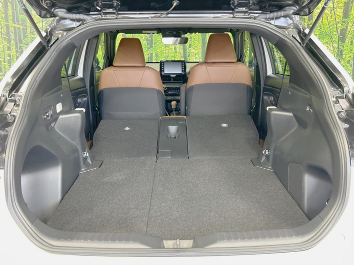 2023 Toyota Yaris Cross 6AA-MXPJ10 (UW-69f6bcb29e685)[25]