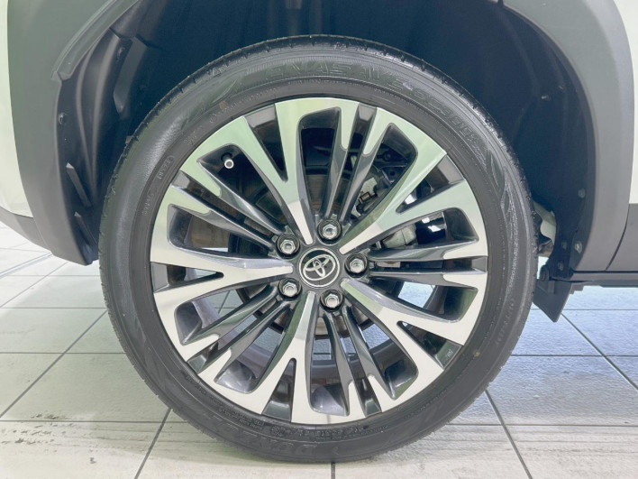2023 Toyota Yaris Cross 6AA-MXPJ10 (UW-69f6bcb29e685)[14]
