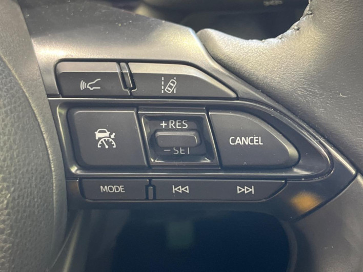 2023 Toyota Yaris Cross 6AA-MXPJ10 (UW-69f6bcb2de243)[28]