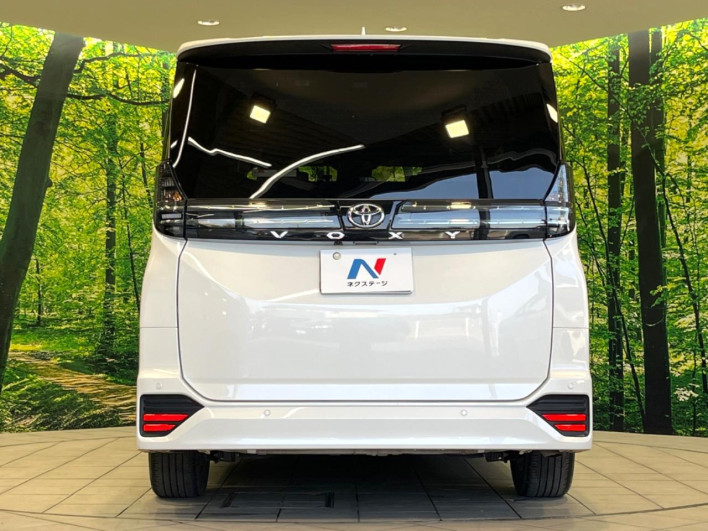2022 Toyota Voxy 6BA-MZRA90W (UW-69f6bcc6b6606)[15]