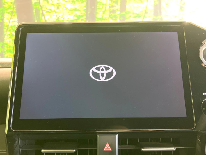 2022 Toyota Voxy 6BA-MZRA90W (UW-69f6bcc6b6606)[4]