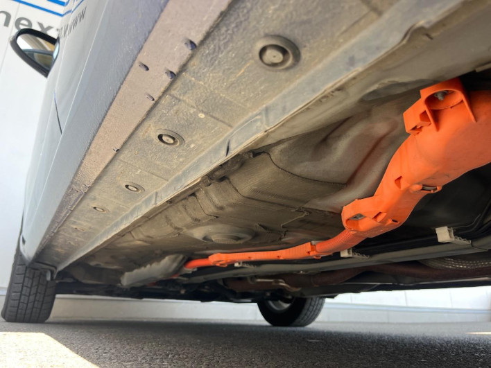 2018 Toyota Aqua DAA-NHP10 (UW-69f6bcd0c5186)[15]