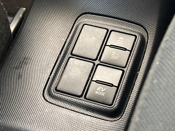 2018 Toyota Aqua DAA-NHP10 (UW-69f6bcd0c5186)[20]