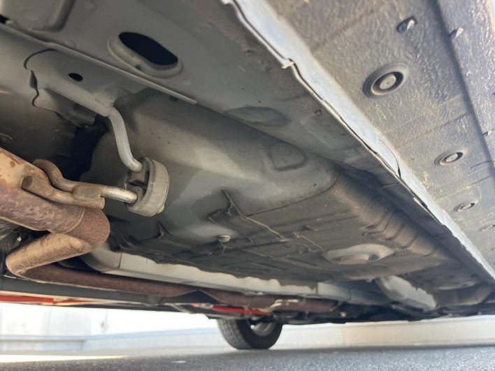 2018 Toyota Aqua DAA-NHP10 (UW-69f6bcd0c5186)[14]