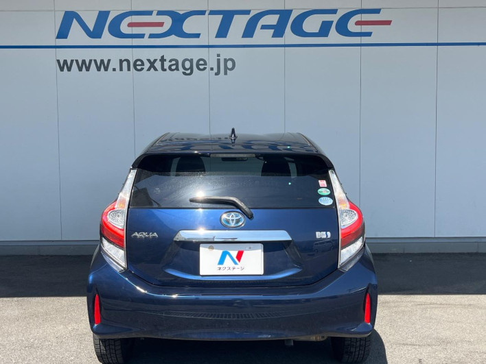 2018 Toyota Aqua DAA-NHP10 (UW-69f6bcd0c5186)[7]
