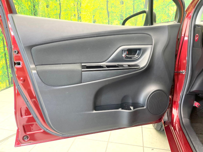 2017 Toyota Vitz DAA-NHP130 (UW-69f6bcd224fa1)[26]
