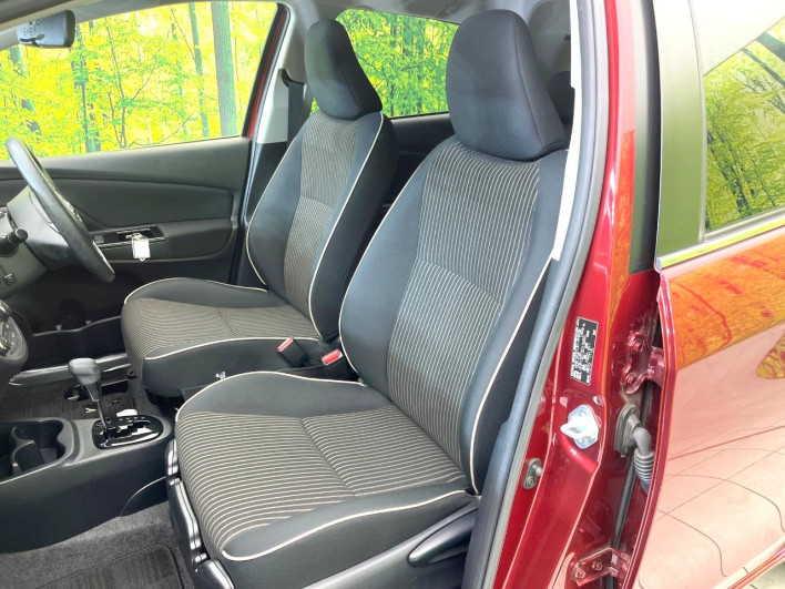 2017 Toyota Vitz DAA-NHP130 (UW-69f6bcd224fa1)[15]