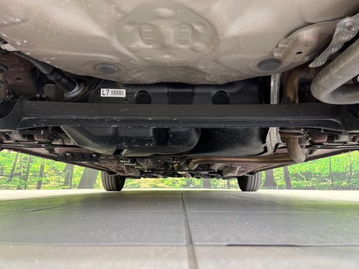2018 Toyota Vitz DBA-NSP130 (UW-69f6bcd2e304f)[26]