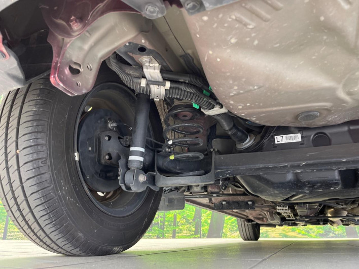 2018 Toyota Vitz DBA-NSP130 (UW-69f6bcd2e304f)[27]