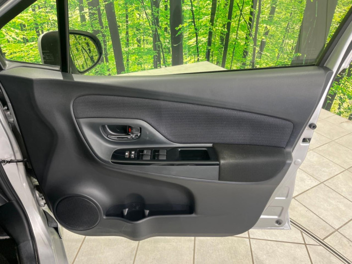 2018 Toyota Vitz DBA-NSP135 (UW-69f6bcd33c9de)[4]
