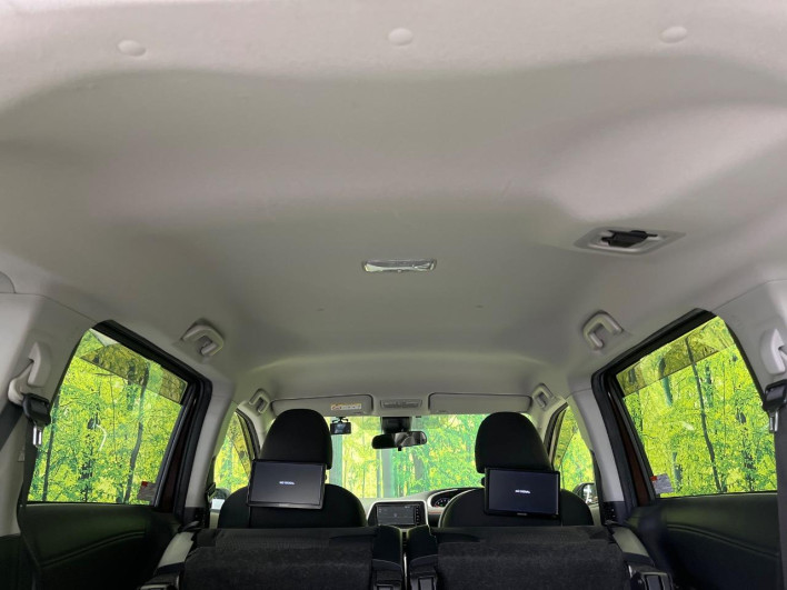 2019 Toyota Sienta DBA-NSP170G (UW-69f6bcd52015d)[29]