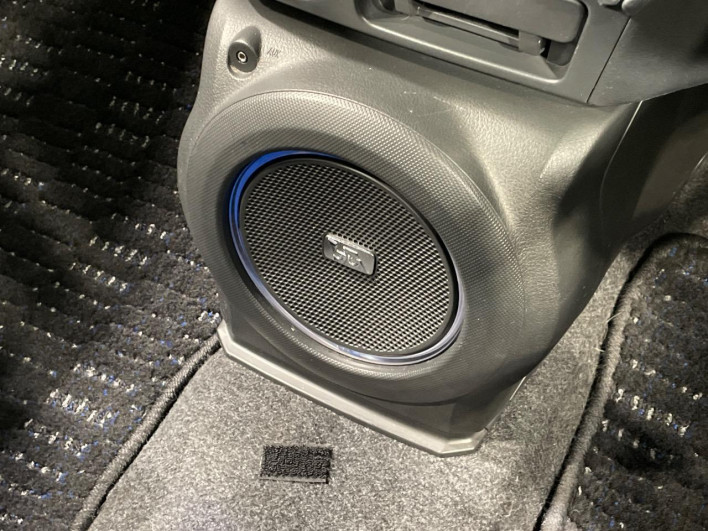 2013 Toyota bB CBA-QNC21 (UW-69f6bcdbdfab3)[7]