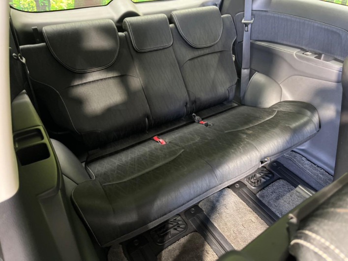 2016 Honda Odyssey Hybrid DAA-RC4 (UW-69f6bcdc893cf)[28]