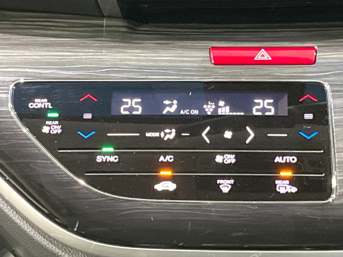 2016 Honda Odyssey Hybrid DAA-RC4 (UW-69f6bcdd83057)[28]
