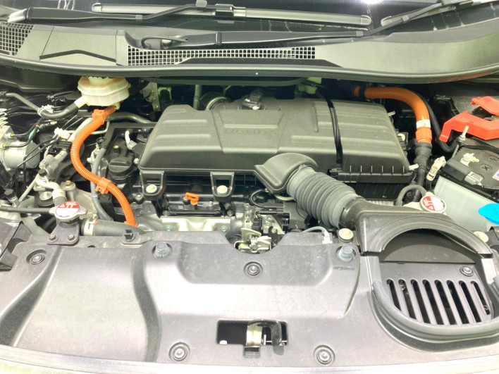 2025 Honda Step Wagon 6AA-RP8 (UW-69f6bcdfc655a)[4]