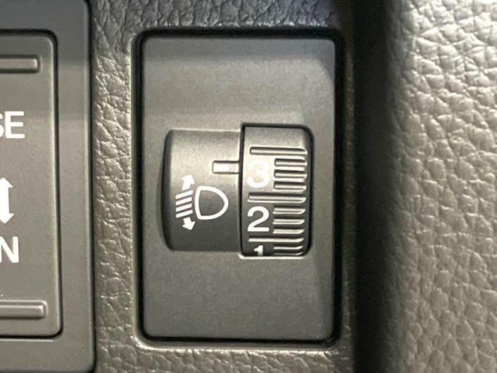 2025 Honda Step Wagon 6AA-RP8 (UW-69f6bcdfc655a)[14]
