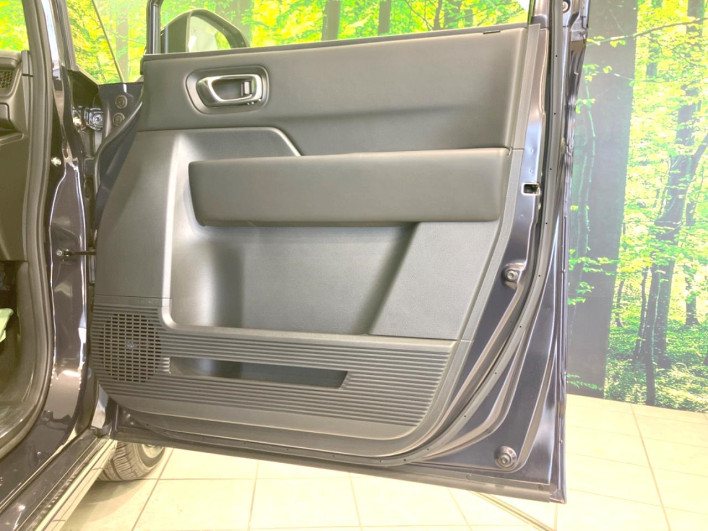 2025 Honda Step Wagon 6AA-RP8 (UW-69f6bcdfc655a)[12]