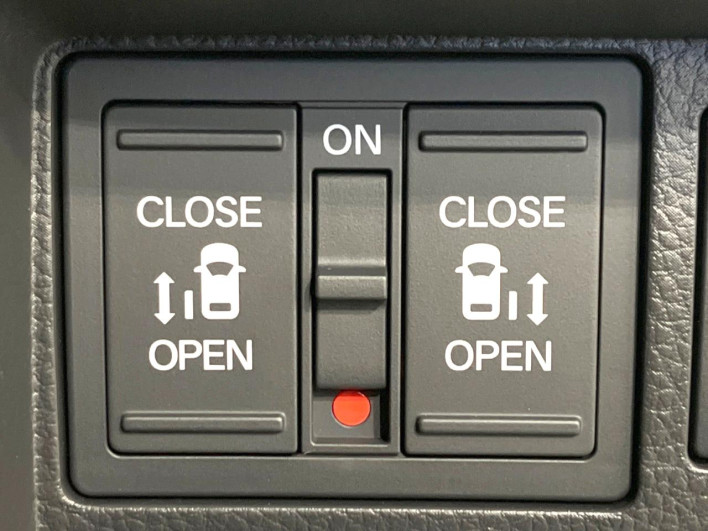 2025 Honda Step Wagon 6AA-RP8 (UW-69f6bcdfc655a)[15]