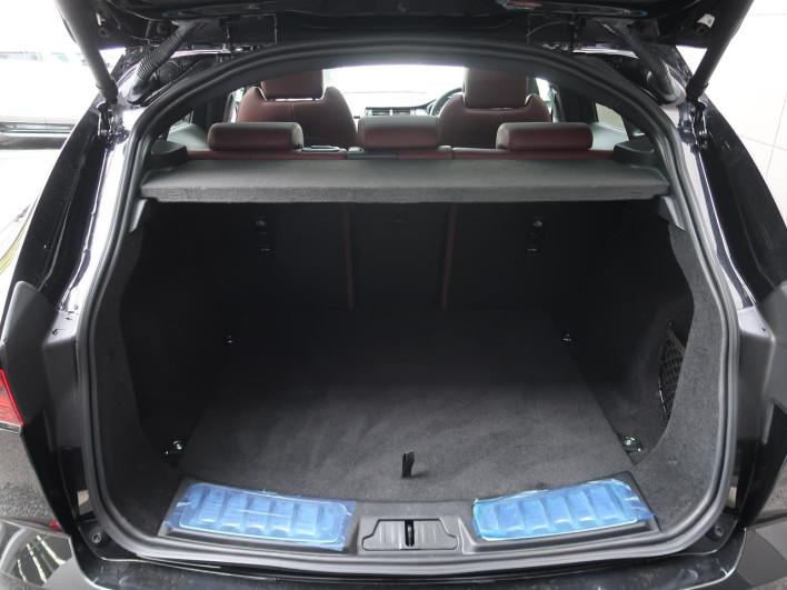 2025 Jaguar E Pace 3BA-DF2XB (UW-69f6bcec914ec)[25]