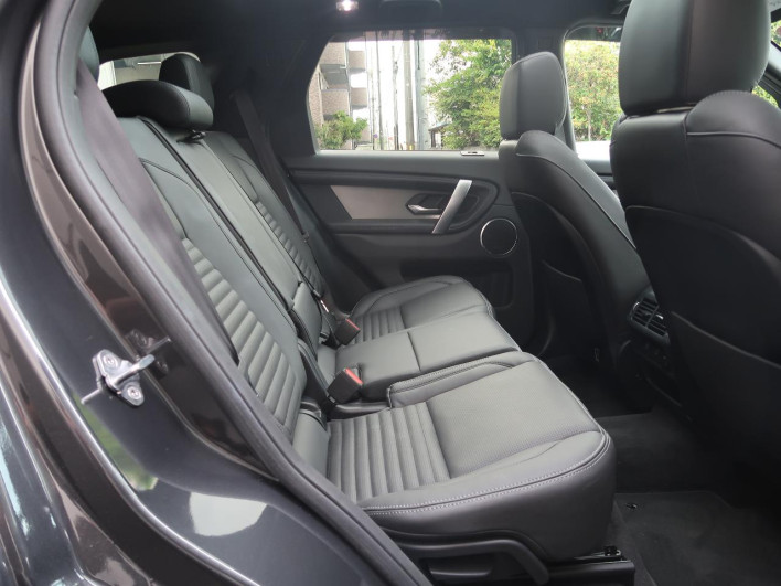 2024 Land Rover Discovery Sport 3LA-LC15TD (UW-69f6bced094b4)[24]