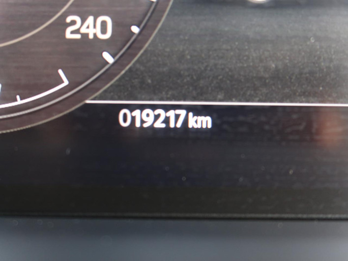 2023 Land Rover Defender 3CA-LE72WAB (UW-69f6bced72e3a)[2]