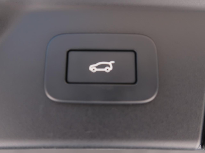 2023 Land Rover RANGE ROVER VELAR 3CA-LY2NAC (UW-69f6bceea59bf)[18]