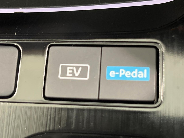 2022 Nissan X-Trail 6AA-SNT33 (UW-69f6bcf293a4b)[15]