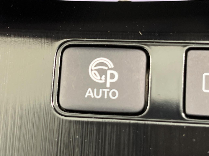 2022 Nissan X-Trail 6AA-SNT33 (UW-69f6bcf293a4b)[14]