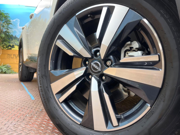 2023 Nissan X-Trail 6AA-SNT33 (UW-69f6bcf2ced0d)[21]
