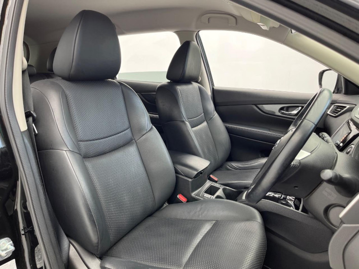 2014 Nissan X-Trail DBA-T32 (UW-69f6bcf3f194c)[13]
