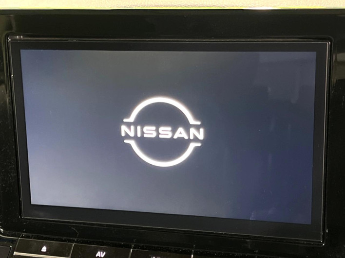 2022 Nissan Elgrand 5BA-TNE52 (UW-69f6bcf7145ca)[9]