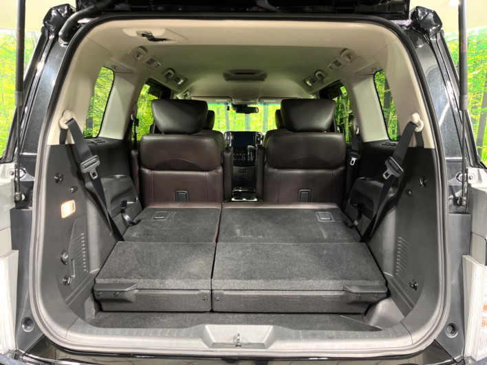 2022 Nissan Elgrand 5BA-TNE52 (UW-69f6bcf7145ca)[4]