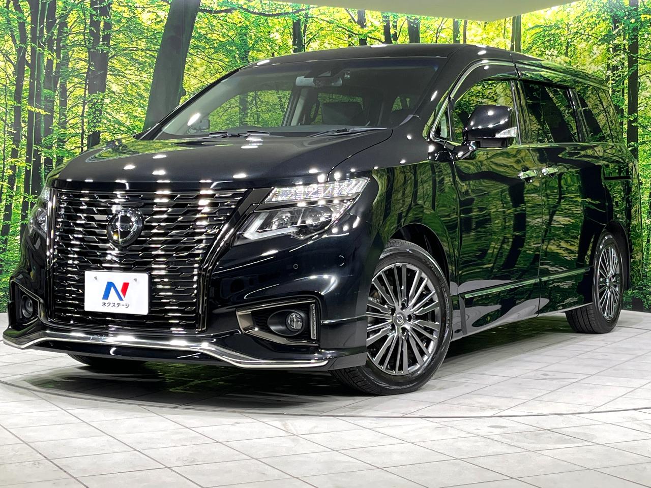 2022 Nissan Elgrand 5BA-TNE52