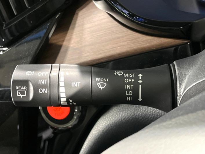 2022 Nissan Elgrand 5BA-TNE52 (UW-69f6bcf7145ca)[18]